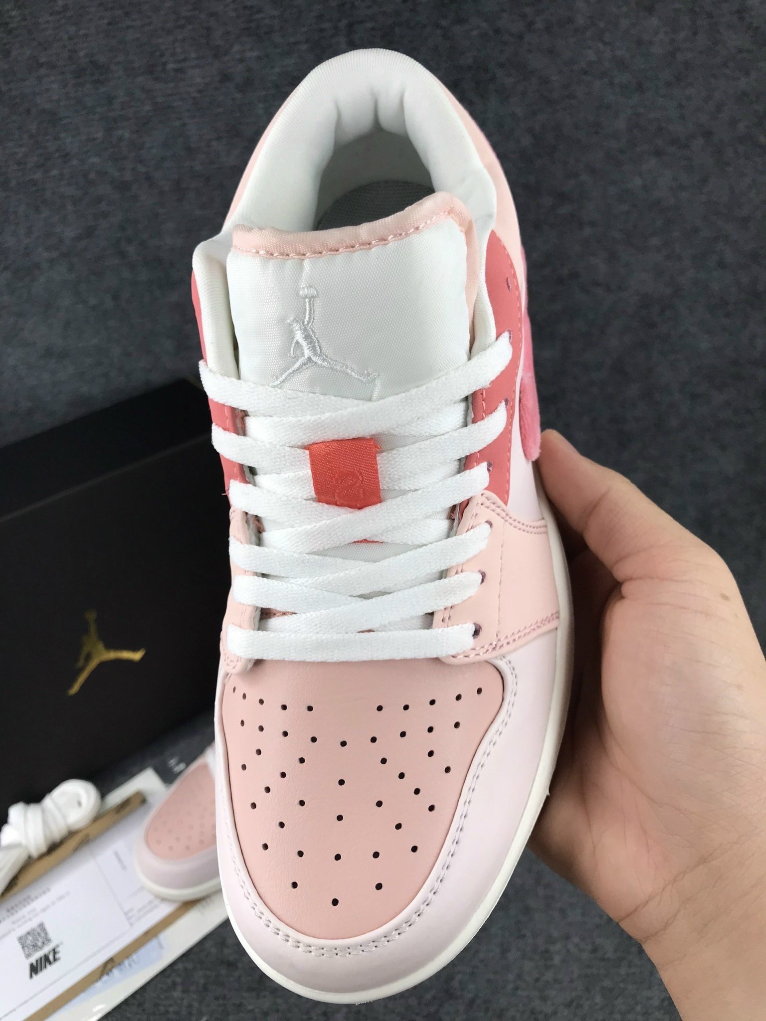 Giày Nike Air Jordan 1 Low SE ‘Mighty Swooshers’ Pink - Like Auth giay jordan mat than hong 7
