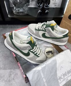 Nike SB Dunk Low x Otomo Katsuhiro “Steamboy OST” Smoke Green Gold - Like Auth Nike SB Dunk Low x Otomo Katsuhiro “Steamboy OST” Smoke Green Gold