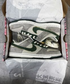 Nike SB Dunk Low x Otomo Katsuhiro “Steamboy OST” Smoke Green Gold - Like Auth nike sb dunk otomo katsuhiro grey green gold 6