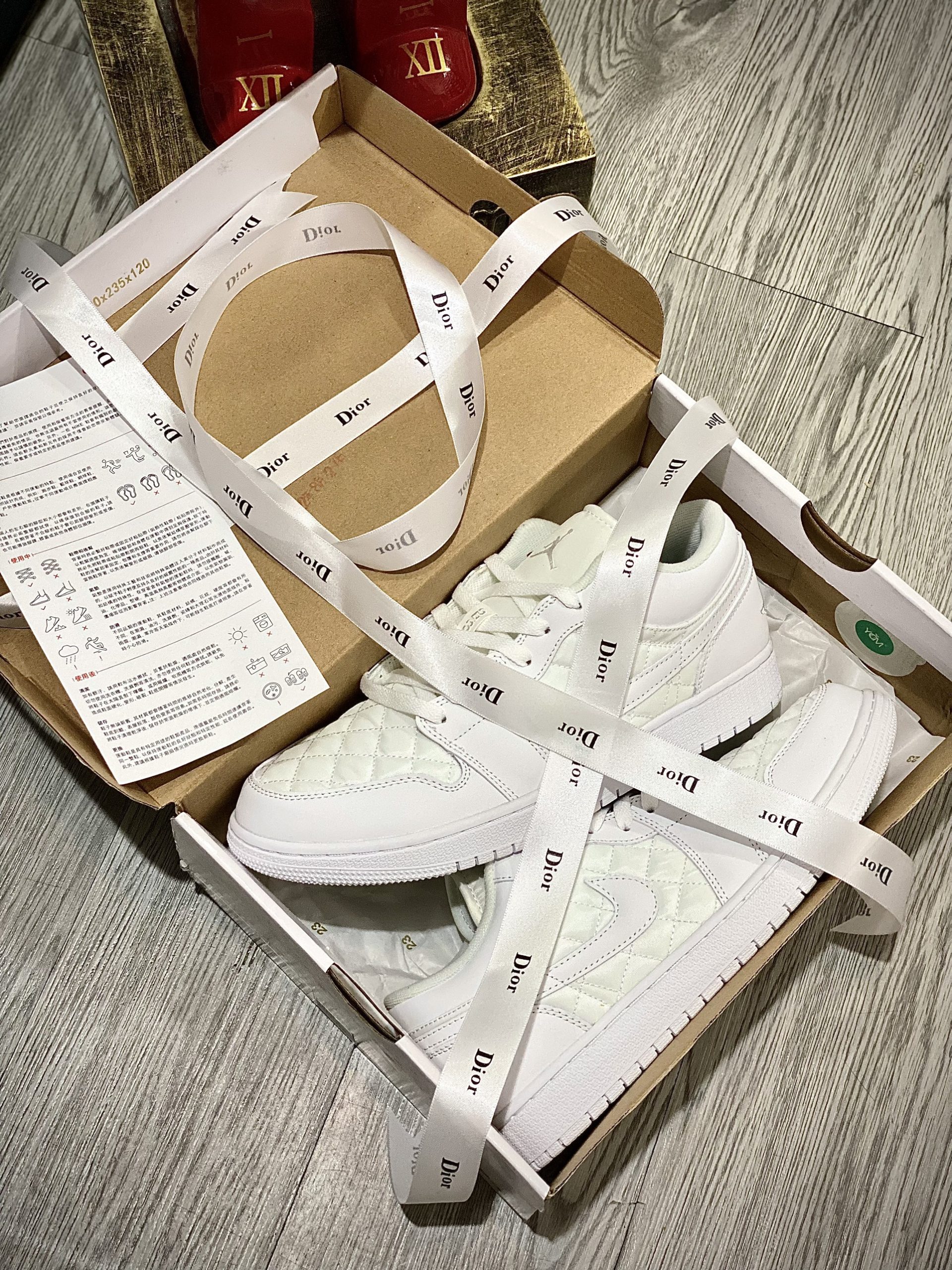 Giày Nike Jordan 1 Low Quillted 'White' - Like Auth Giày Jordan 1 Low Quillted 'White'