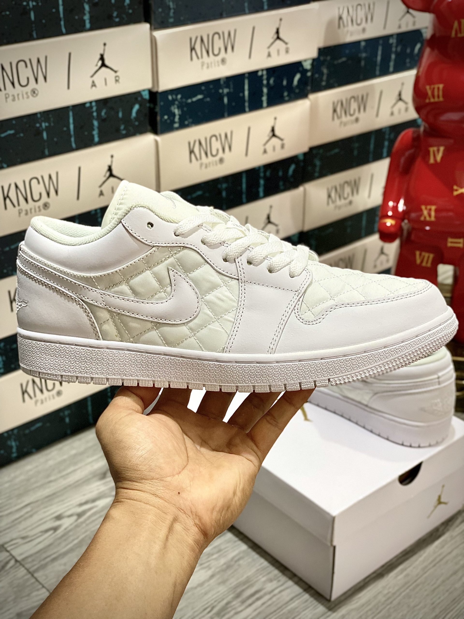 Giày Nike Jordan 1 Low Quillted 'White' - Like Auth nike jordan quilted wwhite likeauth 5 scaled