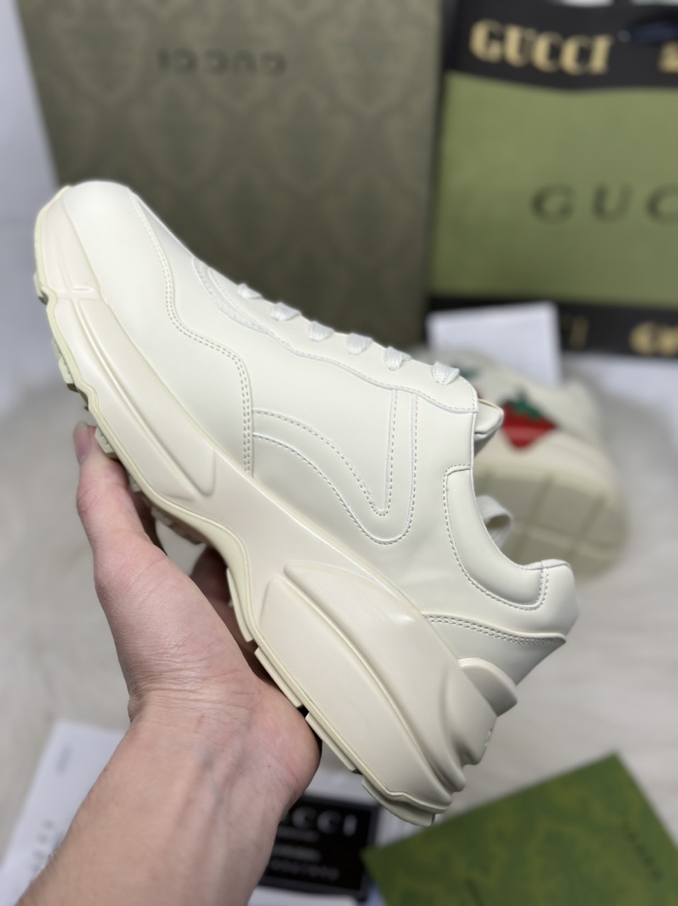 Giày Gucci Rhyton 'Strawberry'_yoyo1sneaker