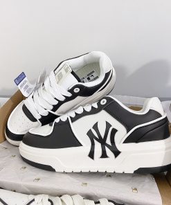 Giày MLB Chunky Liner New York Yankees 'Piano Black'