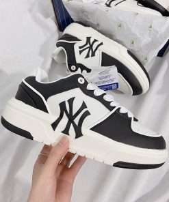 Giày MLB Chunky Liner New York Yankees 'Piano Black'