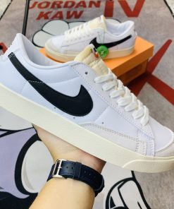 giay nike blazer vintage white black likeauth 2 scaled