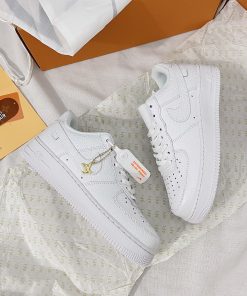 giay nike air force 1 louis vuitton white 4