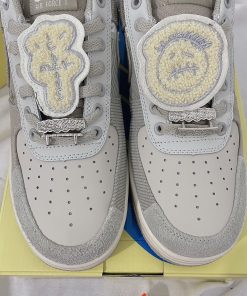 Giày Travis Scott x Nike Air Force 1 'Grey White'_yoyo1sneaker