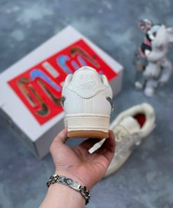 giay nike air force 1 travis scott sail 8 1