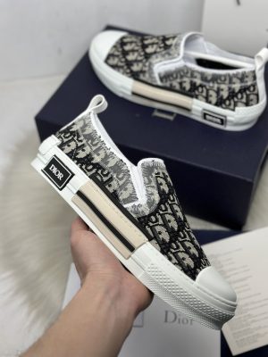 Giay sneaker vans dior like auth1111