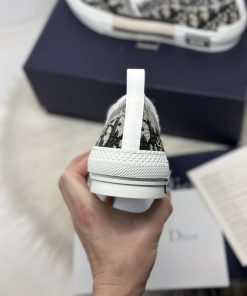 Giay sneaker vans dior like auth1212