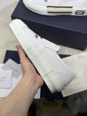 Giay sneaker vans dior like auth4040