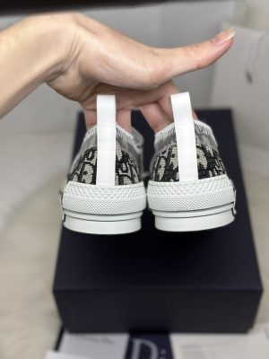 Giay sneaker vans dior like auth77