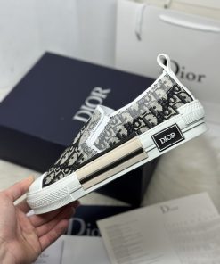 Giay sneaker vans dior like auth88
