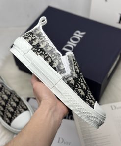 Giay sneaker vans dior like auth99