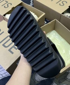 Dép Adidas Yeezy Slide 'Onyx'