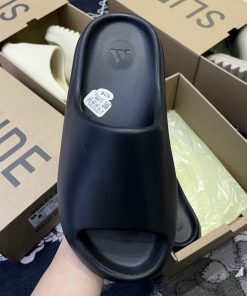 Dép Adidas Yeezy Slide 'Onyx'