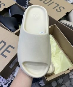 Dép Adidas Yeezy Slide 'Bone'