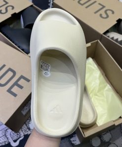 Dép Adidas Yeezy Slide 'Bone'