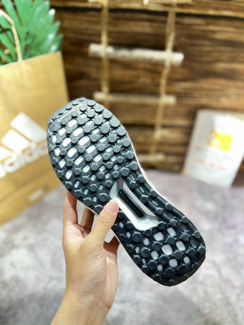 Giày Adidas Ultraboost 4.0 xám - Siêu Cấp Giày Adidas Ultraboost 4.0 xám_yoyo1sneaker