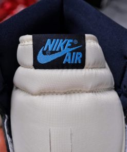 giay sneaker nike air jordan 1 high obisidan like auth1313