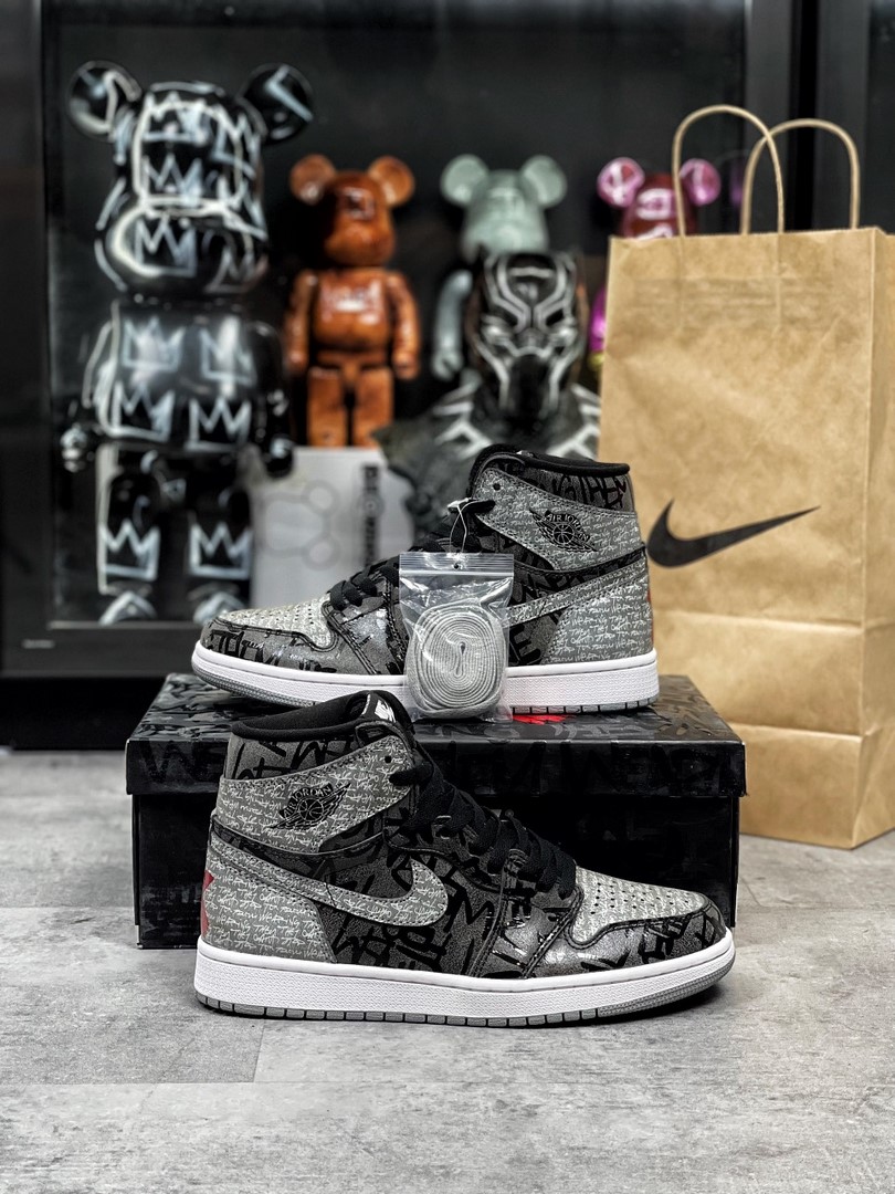 Giày Nike Air Jordan Retro High OG Rebellionaire Like Auth Nike Air Jordan Retro High OG Rebellionaire