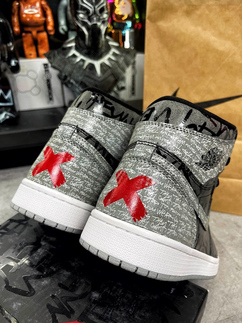 Giày Nike Air Jordan Retro High OG Rebellionaire Like Auth Nike Air Jordan Retro High OG Rebellionaire