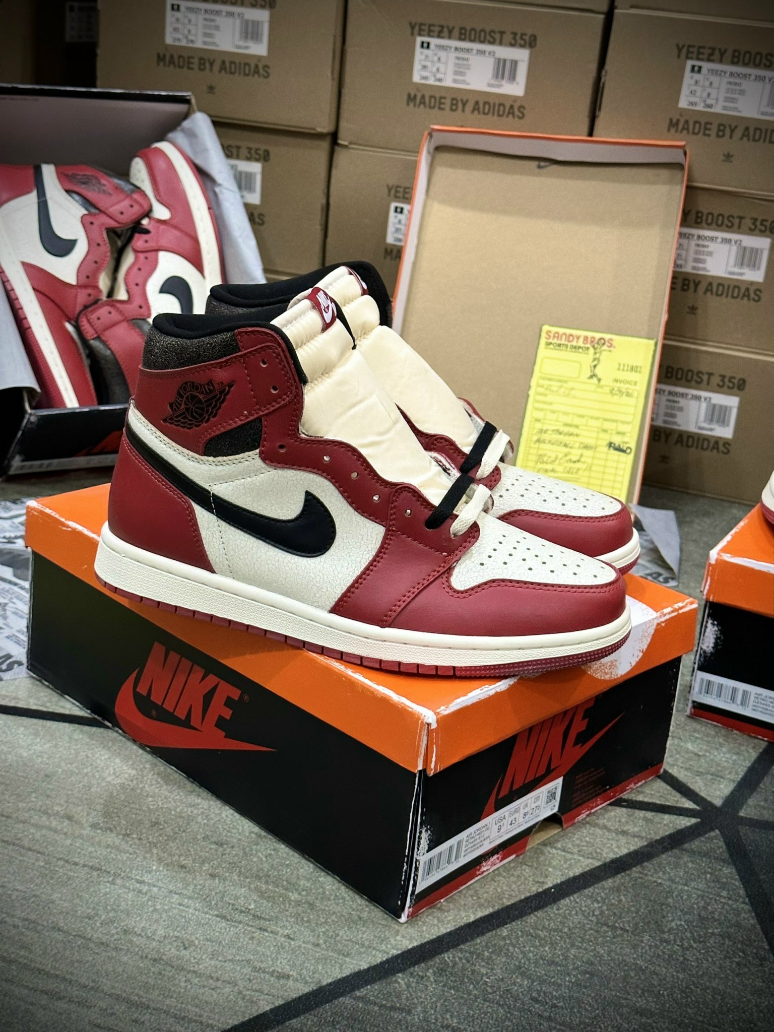 Giày Nike Air Jordan 1 High OG Lost & Found - Like Auth Giày Nike Air Jordan 1 High OG Lost & Found - Like Auth