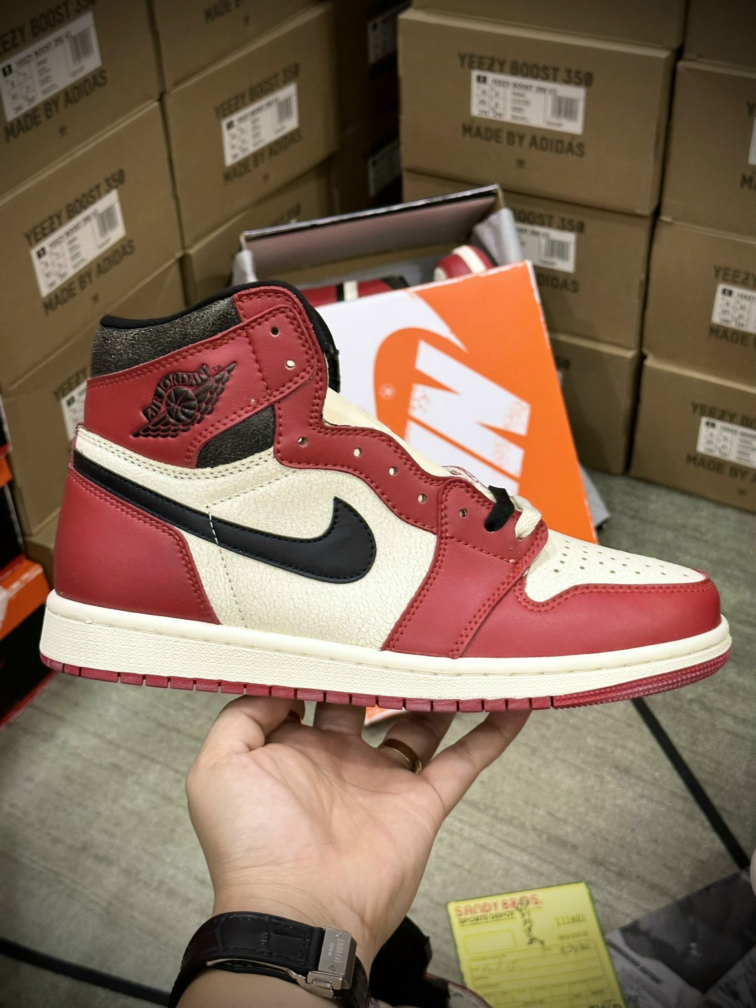Giày Nike Air Jordan 1 High OG Lost & Found - Like Auth Giày Nike Air Jordan 1 High OG Lost & Found - Like Auth
