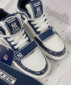Giày MLB Chunky Liner Mid Denim New York Yankees 'D.Navy'