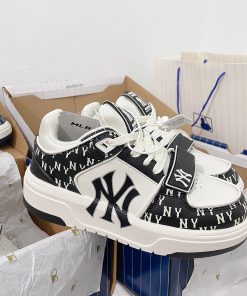 MLB Chunky Liner Mid Classic Monogram New York Yankees Black