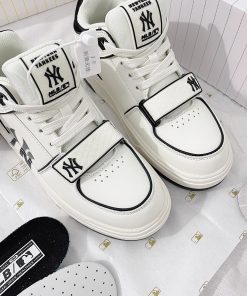 Giày MLB Chunky Liner Mid New York Yankees 'White Black' - Best Quality Giày MLB Chunky Liner Mid New York Yankees 'White Black'_yoyo1sneaker