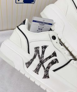 giay sneaker mlb chunky liner monogram ny white black like auth 3
