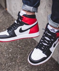 giay sneaker nike air jordan 1 high black toe like auth8