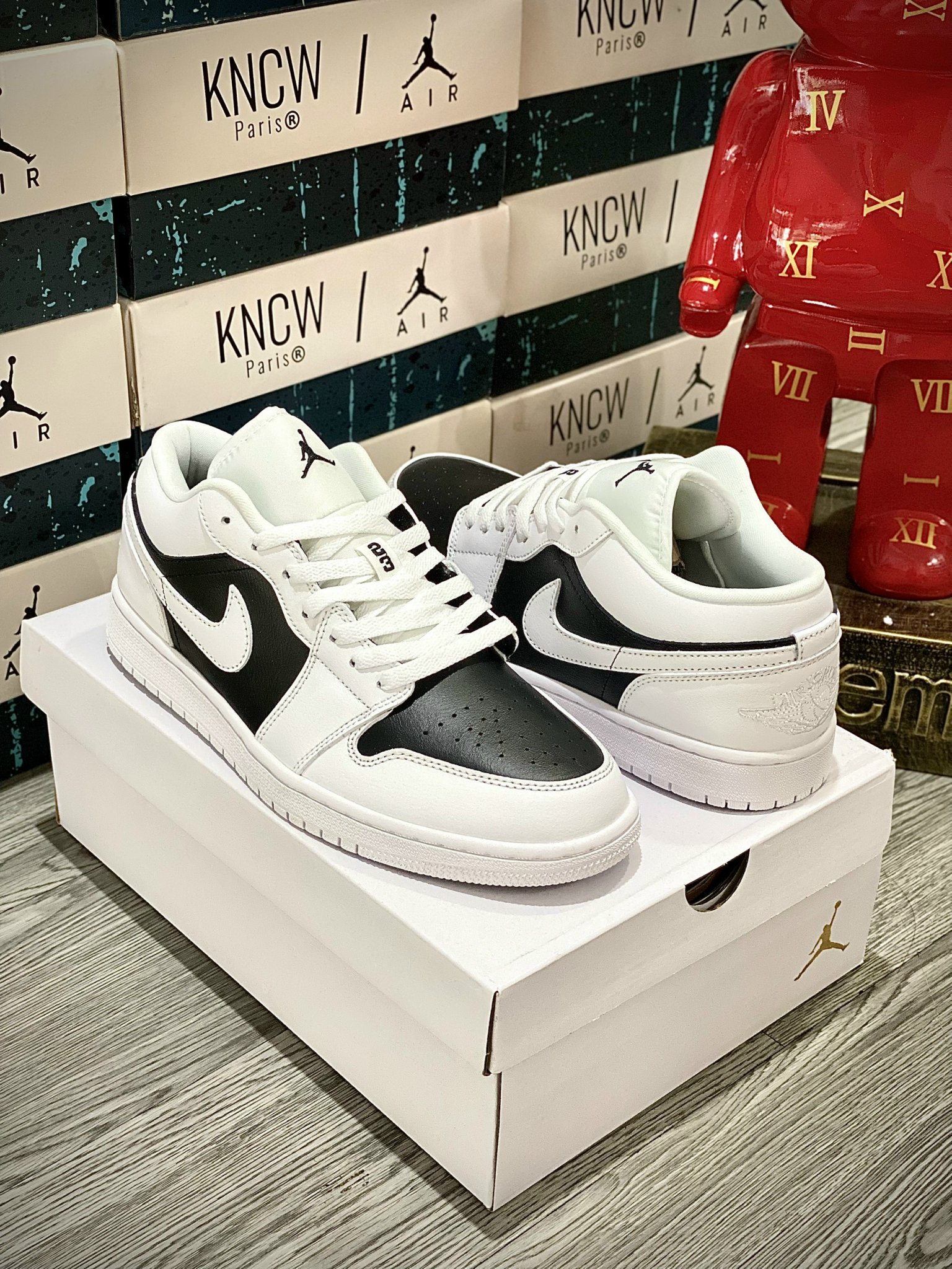 Giày Nike Air Jordan 1 Low 'Panda' - Like Auth giày Jordan 1 Low Panda