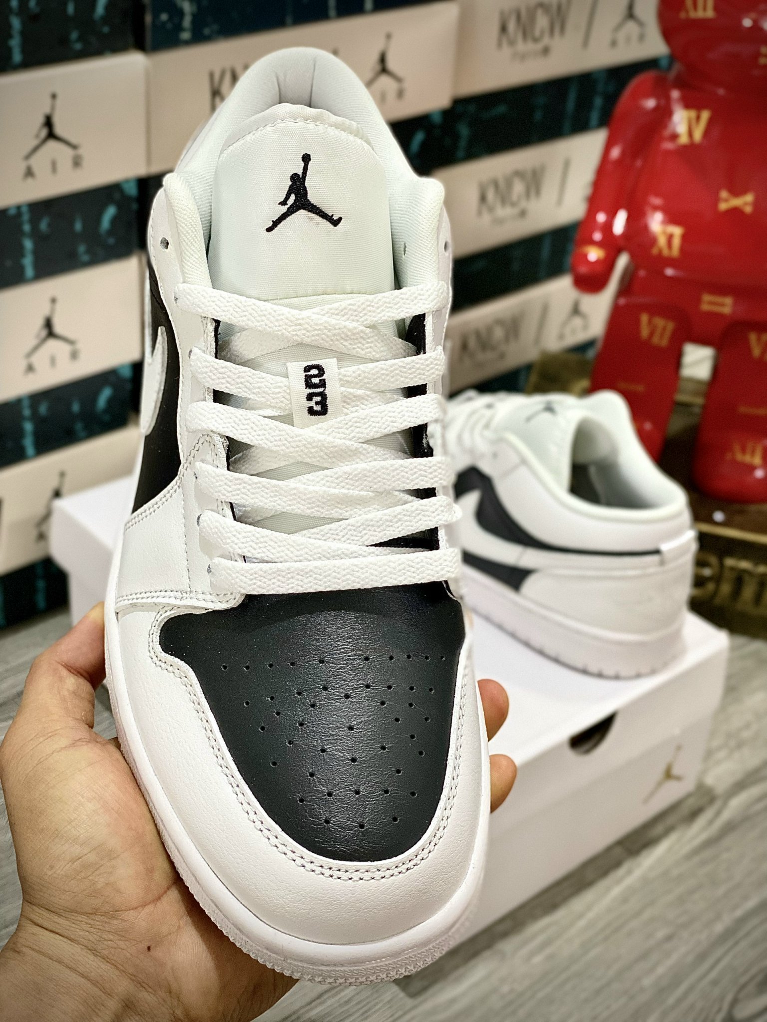Giày Nike Air Jordan 1 Low 'Panda' - Like Auth giay nike jordan 1 low panda replica 7
