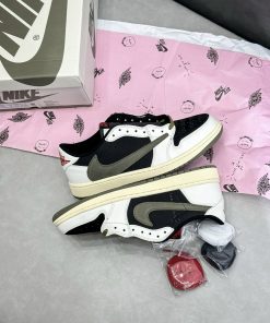 giay sneaker nike air jordan travis scott olive like auth 4