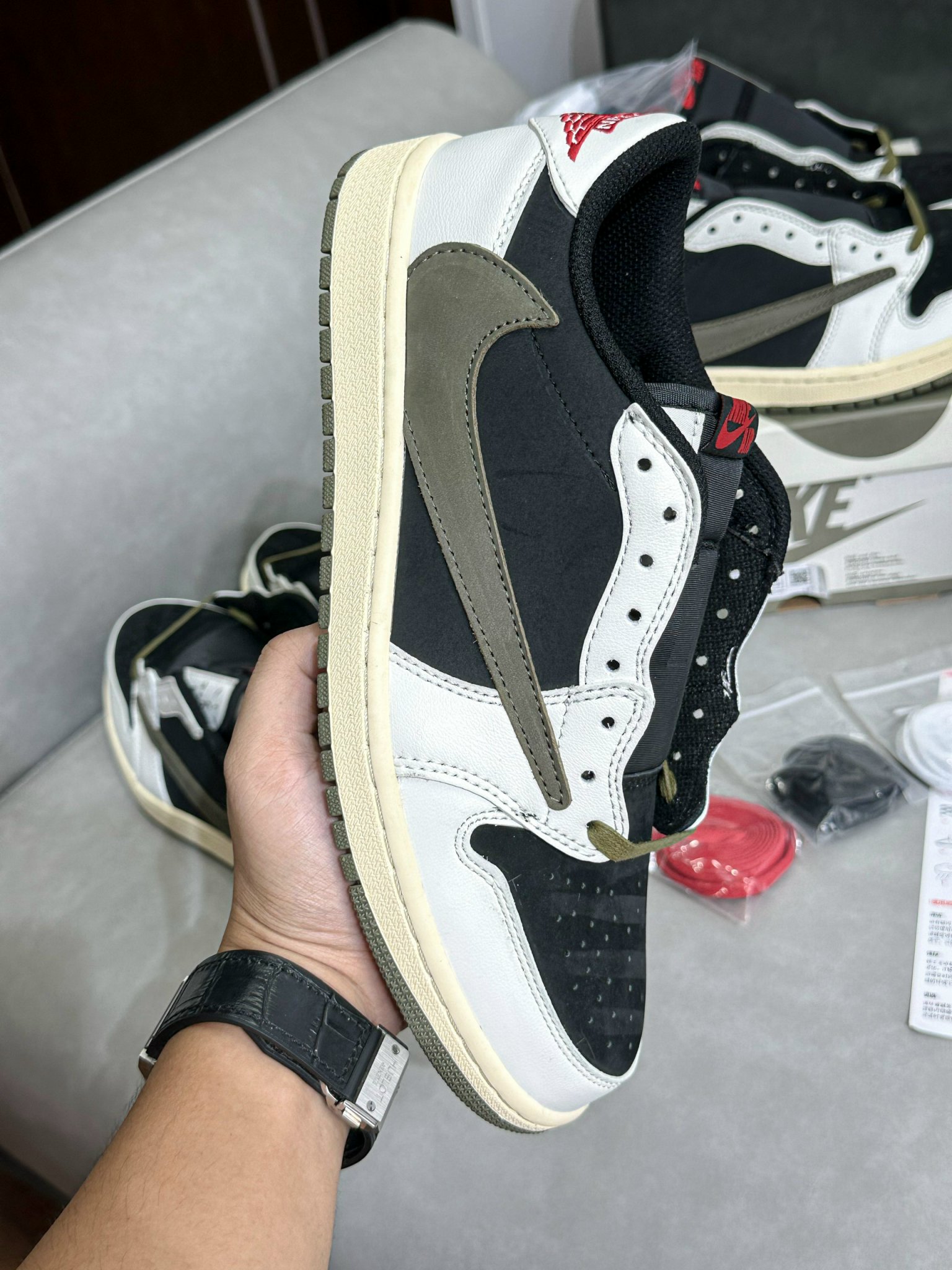 Giày Nike Air Jordan 1 x Travis Scott Retro Low OG SP ‘Olive’ giay sneaker nike air jordan travis scott olive like auth 8