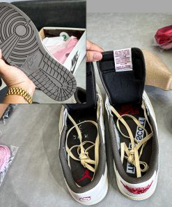 giay sneaker nike air jorrdan travis scott reverse mocha like auth 10