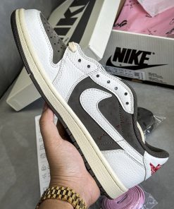 giay sneaker nike air jorrdan travis scott reverse mocha like auth 7