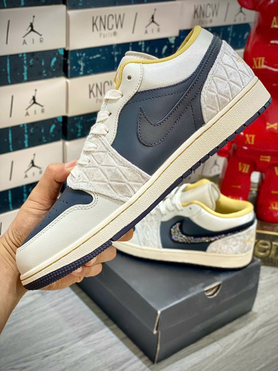 Giày Nike Air Jordan 1 Low 'Beaded Swoosh' - Like Auth giay sneaker nike jordan beaded swoosh like auth 8