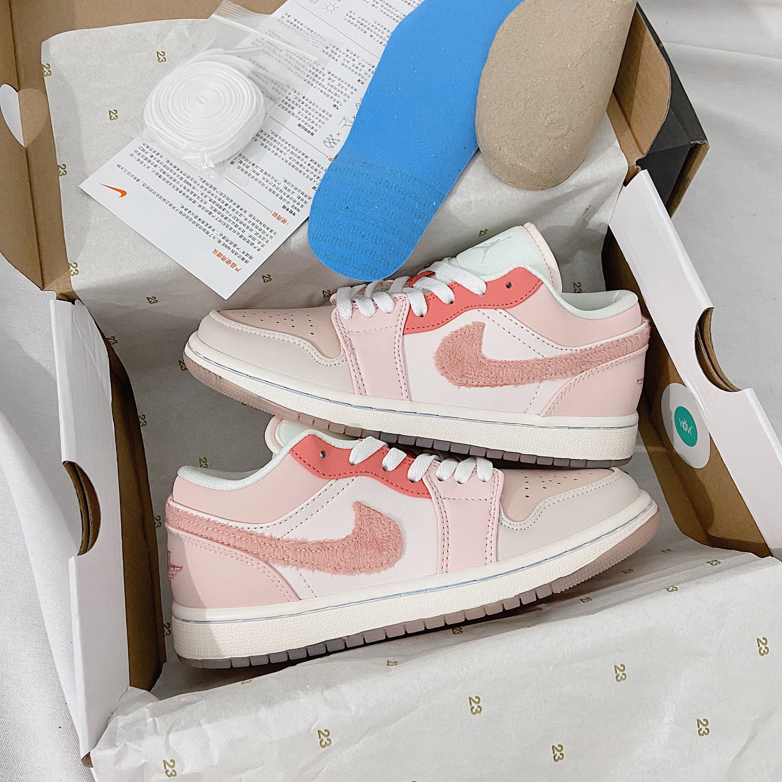 Giày Nike Air Jordan 1 Low SE ‘Mighty Swooshers’ Pink - Like Auth Giày Jordan Low "Mighty Swooshers" Pink
