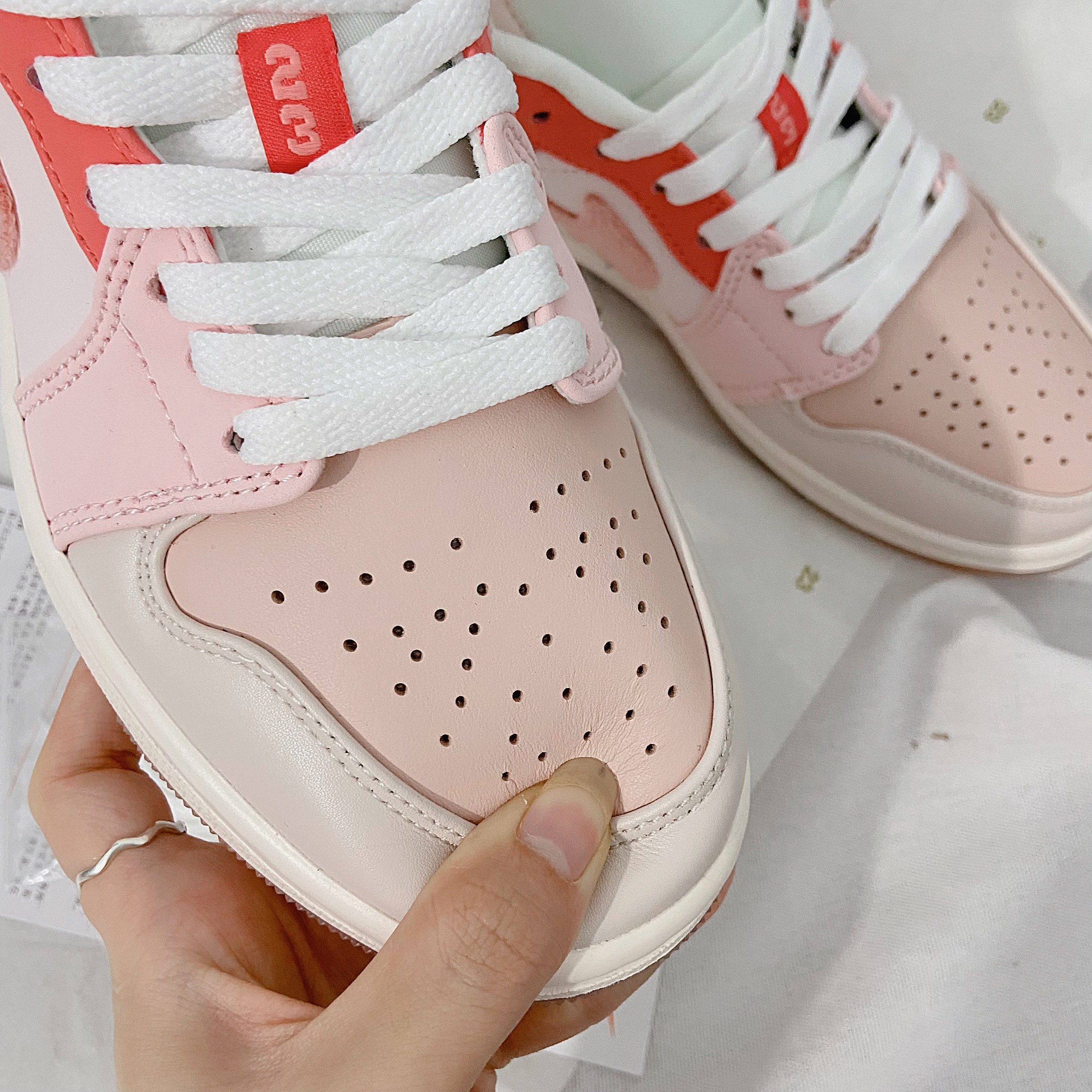 Giày Nike Air Jordan 1 Low SE ‘Mighty Swooshers’ Pink - Like Auth jordan mat than hong likeauth 8 1