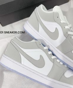 Giày Nike Air Jordan 1 Low White Grey Wolf - Like Auth giay nike air jordan 1 low grey wolf 10