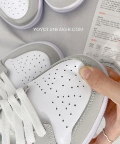 Giày Nike Air Jordan 1 Low White Grey Wolf - Like Auth giay nike air jordan 1 low grey wolf 11