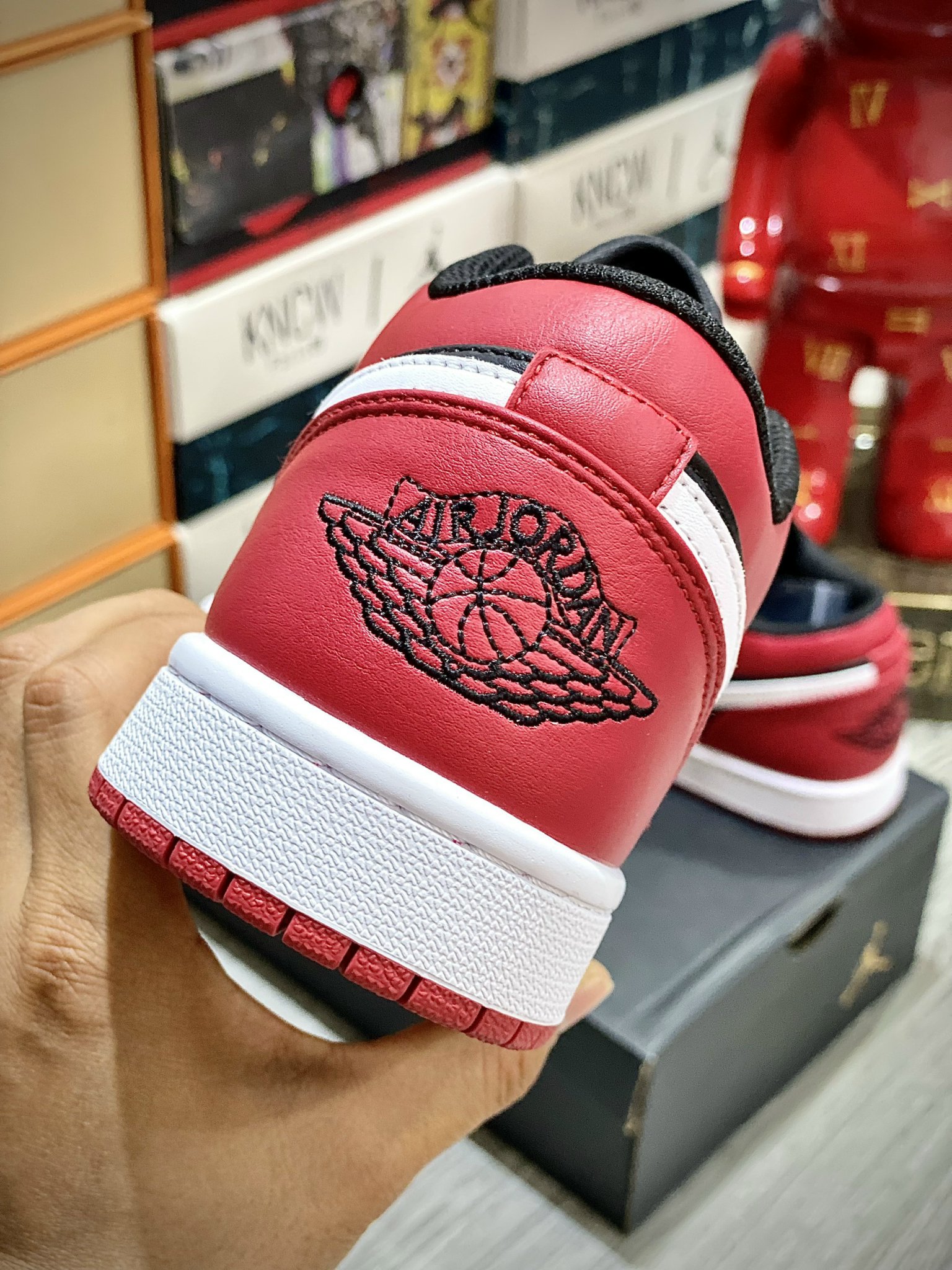 Giày Nike Air Jordan 1 Low 'Alternate Bred Toe' - Like Auth giay sneaker nike jordan alternate bred toe likeauth 9