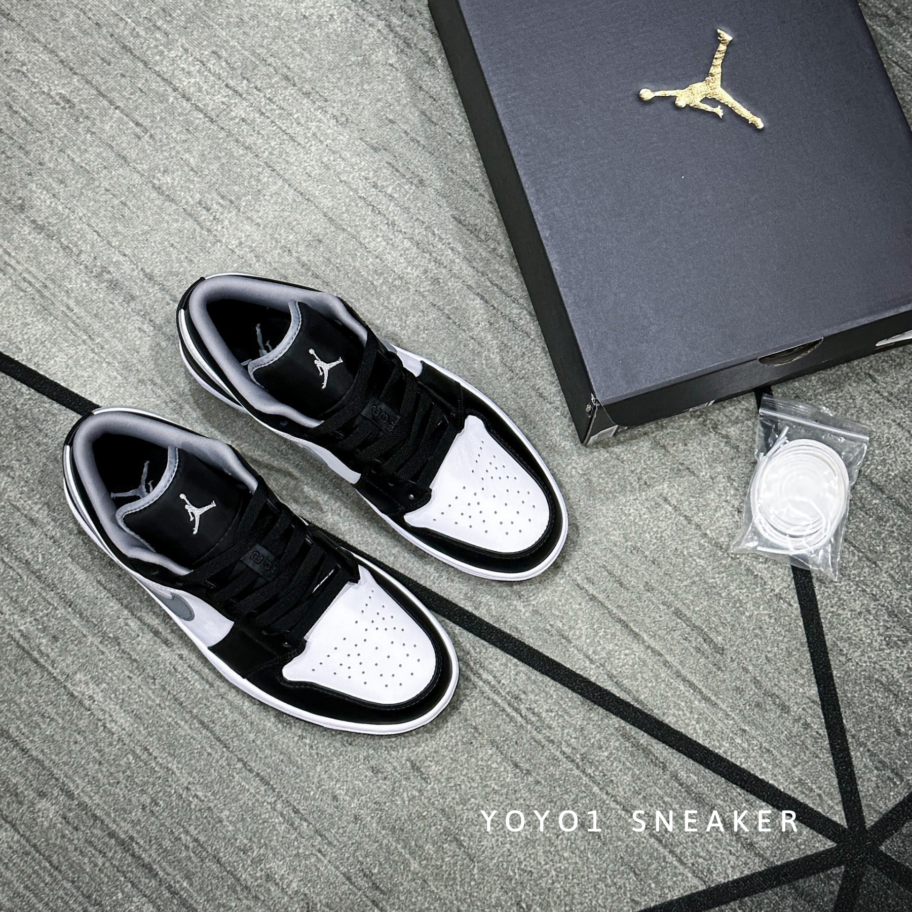 Giày Nike Air Jordan 1 Low Smoke Grey V3 - Like Auth Giày Nike Air Jordan 1 Low Smoke Grey V3 - Like Auth