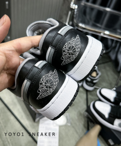 Giày Nike Air Jordan 1 Low Smoke Grey V3 - Like Auth giay nike jordan 1 smoke grey v3 like auth