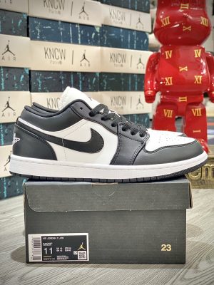 Giày Sneaker Nike Jordan 1 Low "Panda" - Best Quality Giày Nike Air Jordan 1 Low "Panda" - Best Quality