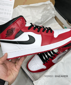 nike jordan 1 mid chicago white toe like auth 7