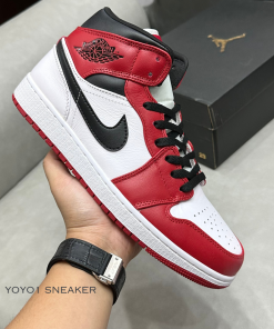 nike jordan 1 mid chicago white toe like auth 8